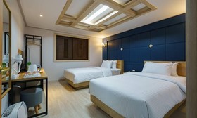 Time Hotel