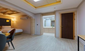 Time Hotel