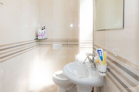 Dashim Guest House