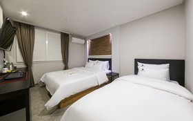 Gunsan Hotel Lin