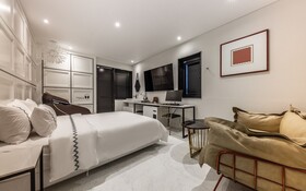 Gunsan Mari Hotel