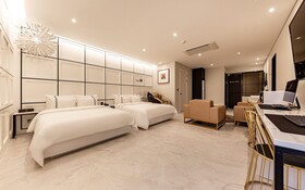 Gunsan Mari Hotel