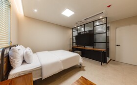 Gunsan Raonhaje Hotel