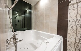 Gunsan Raonhaje Hotel