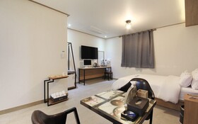 Gunsan Zaza Drive In Motel