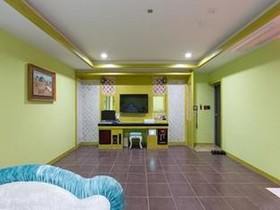 Tower Palace Tourist Hotel