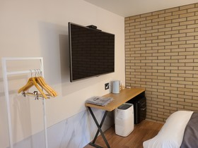 7 Bricks Hotel
