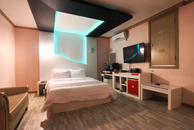 Chocolate Hotel