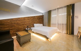 Gwangju Cheomdan Ferrari Hotel