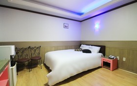 Gwangju Chungjangro Regency
