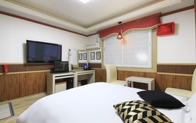 Gwangju Chungjangro Regency