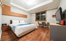 Gwangju Sangmu Alice Business Hotel