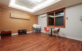 Gwangju Sangmu Alice Business Hotel