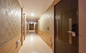 Gwangju Sangmu Alice Business Hotel