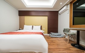 Gwangju Sangmu Alice Business Hotel