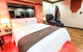 Gwangju Sangmu Honeymoon