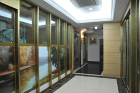 Palace Tourist Hotel