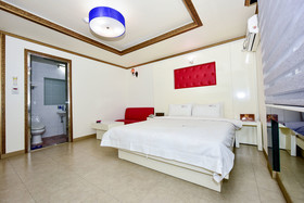 Queen Hotel