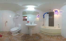 Queen Hotel
