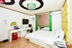 Queen Hotel