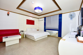 Queen Hotel