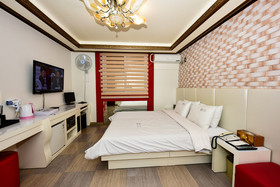 Queen Hotel