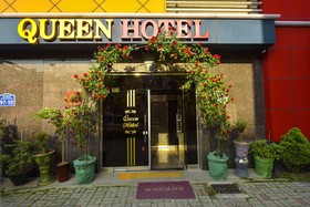 Queen Hotel