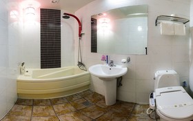 Queen Hotel