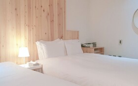 Urban Life Hotel