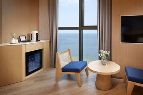 L7 Haeundae by Lotte