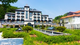 Eden Paradise Hotel