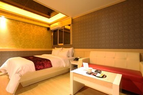 Icheon J Hotel