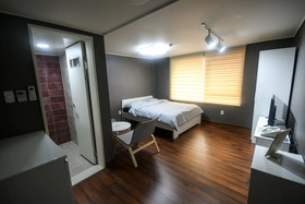 Bluehum Guesthouse
