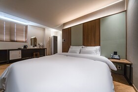 Brown Dot Hotel Eurwangri