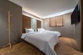 Brown Dot Hotel Eurwangri