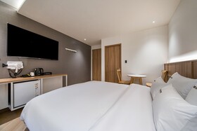 Brown Dot Hotel Eurwangri