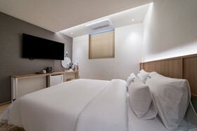 Brown Dot Hotel Eurwangri