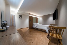Brown Dot Hotel Eurwangri