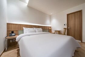Brown Dot Hotel Eurwangri