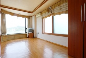 Daebudo Wanggeon Village Pension