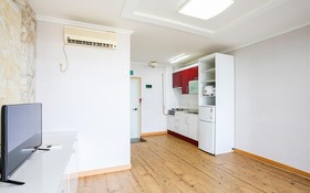 Daebudo Wooseong Resort Pension