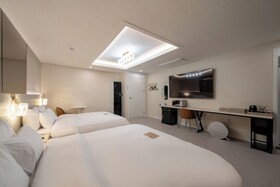 Dk Incheon Airport Hotel