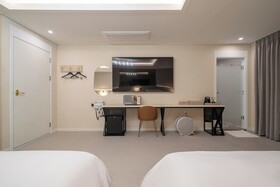 Dk Incheon Airport Hotel