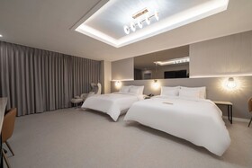 Dk Incheon Airport Hotel