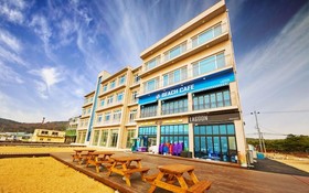 Eulwangri Elim Beach Zone Pension