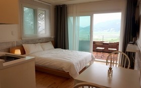 Ganghwado Maeumsoge Geurinjip Pension