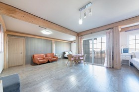 Ganghwa Izba Pension