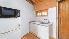 Ganghwa Nadeulgilheulgjib