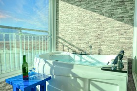 Ganghwa Noel Spa Pension