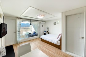 Ganghwa Noel Spa Pension